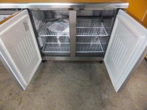 Y95)【動作OK/参考93万】福島工業 フクシマ テーブル冷凍庫 YRC-122FM2-F 幅120cm 100V 業務用　店舗 フクシマ テーブル形冷凍庫 YRC-122FM2│厨房家